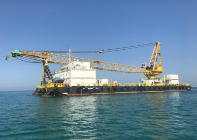 WWE823 300T offshore pedestal crane barge 8 PM